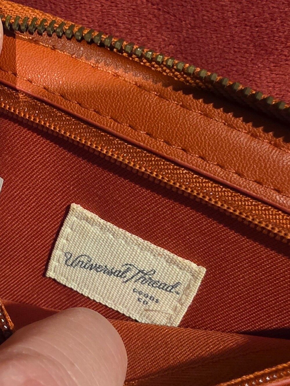 Universal Thread Small Zipper Wallet - Picture 2 of 3